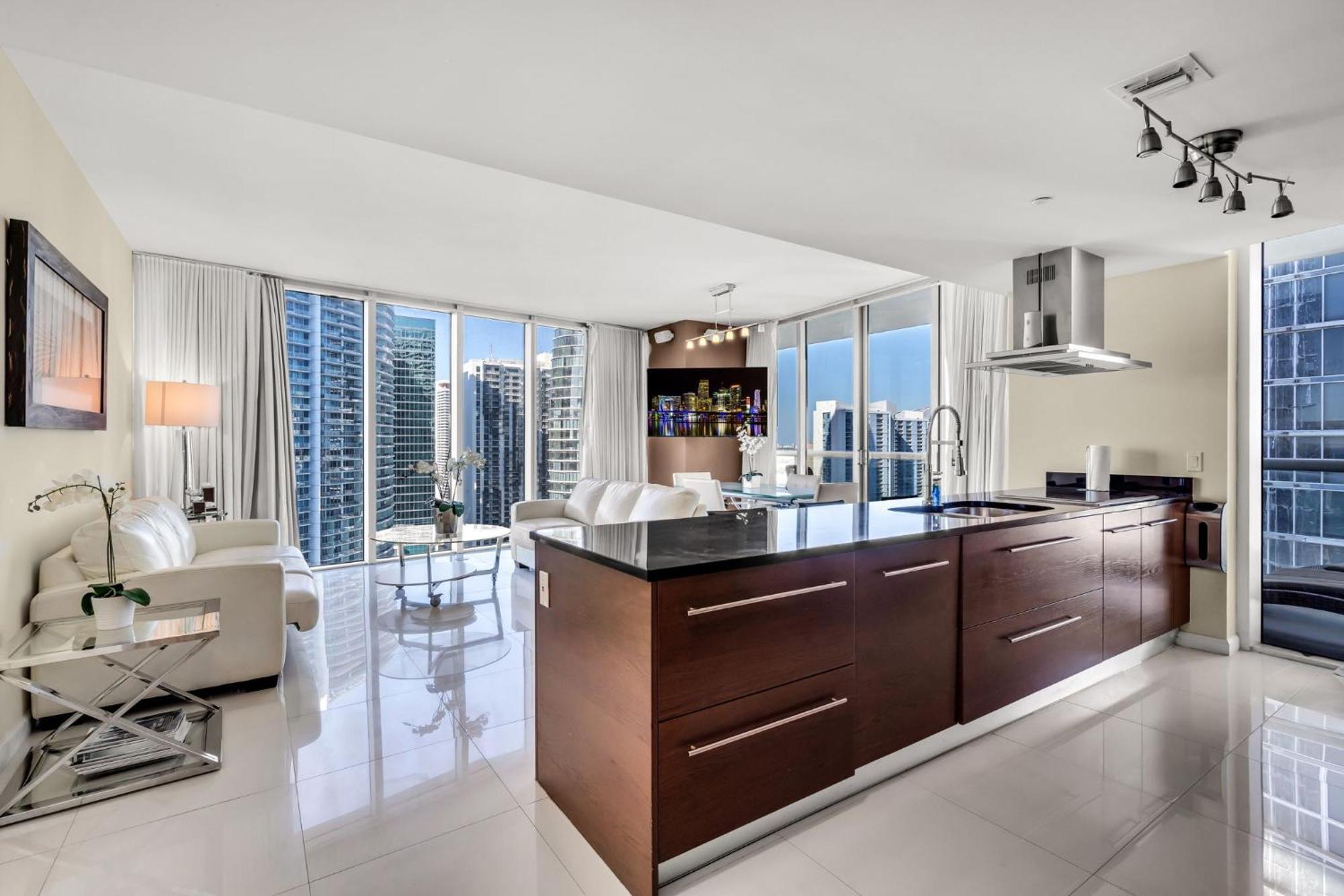 Icon Brickell The W